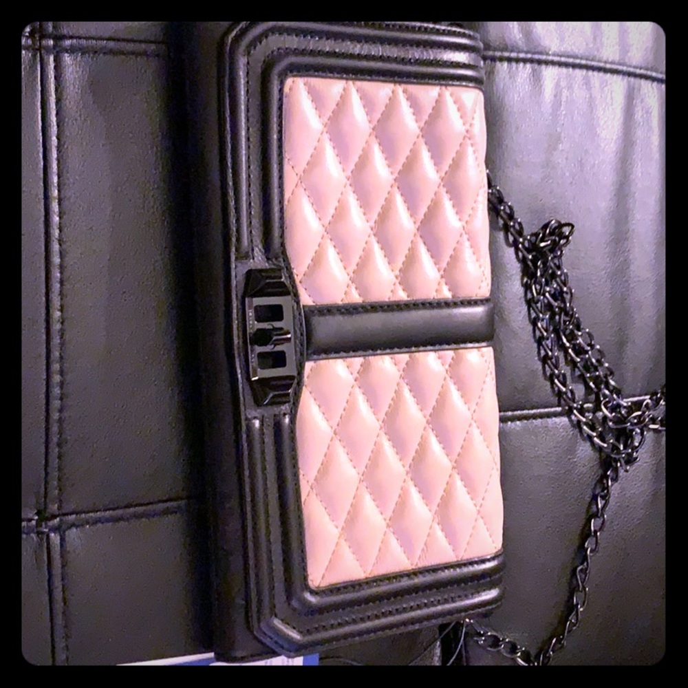 Love clutch